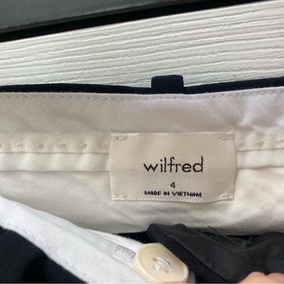 Aritzia Effortless Pants Trousers in size 4 - Picture 3 of 6